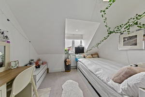 Bedroom- click for photo gallery